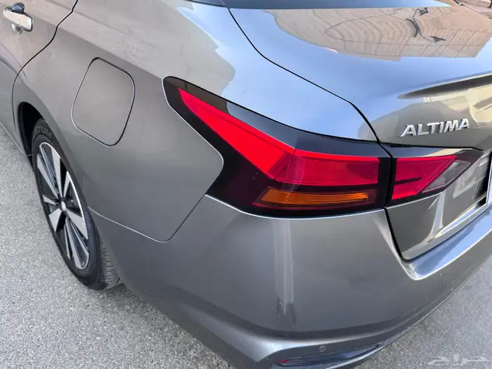 نيسان التيما SV 2021 بحالة ممتازة 11
