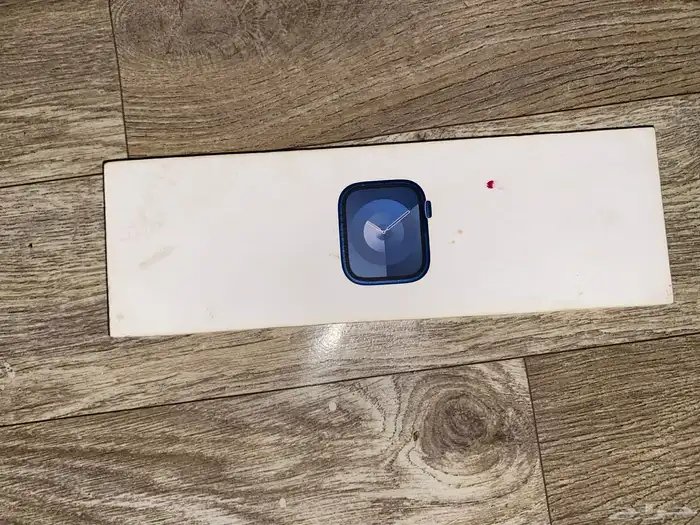 ساعة Apple (الاصدار 9) المقاس 45mm الساعه نضيفه مره 1