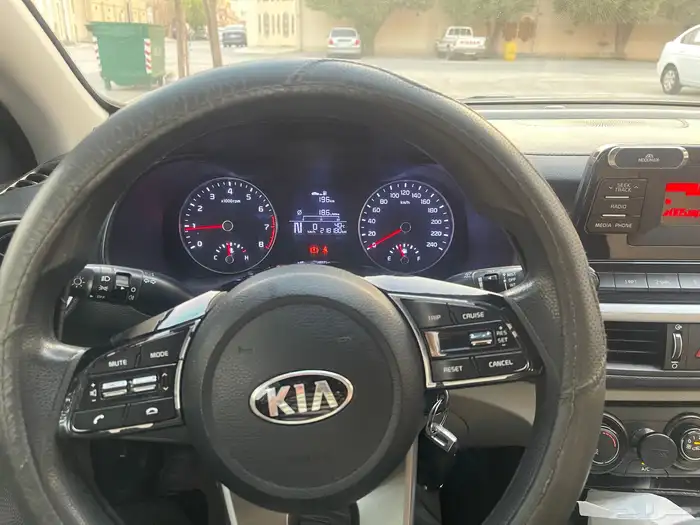 كيا سيراتو 2019 للبيع 3