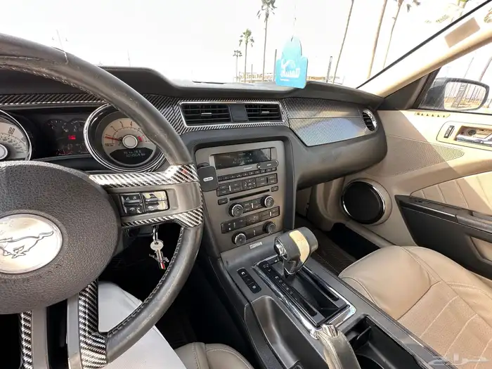 فورد موستنج v6 2010 تم تنزيل السعر وليست للسوم 16