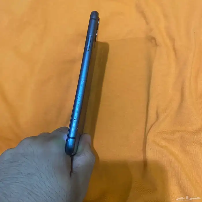 ايفون 11 ب599ريال نظيف جدا 2