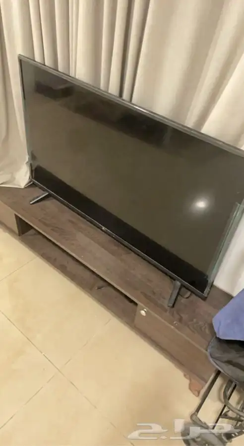 طاولة تلفاز وتلفاز 0