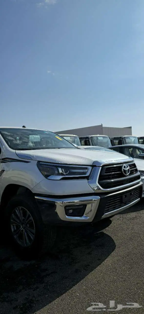 هايلوكس غمارتين S-GLX فل كامل بنزين 2025 0