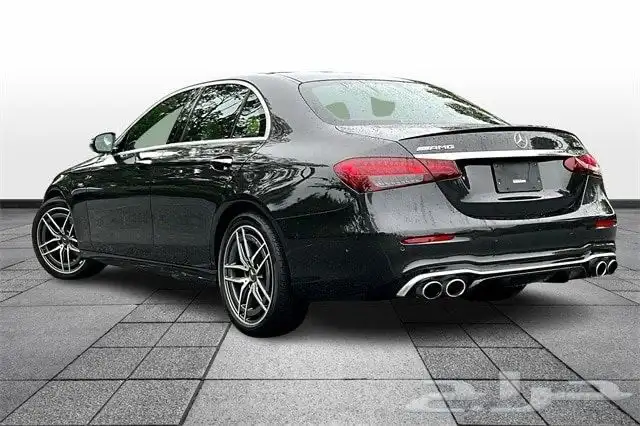 2022 مرسيدس E 53 AMG بسعر 269 الف ريال 3