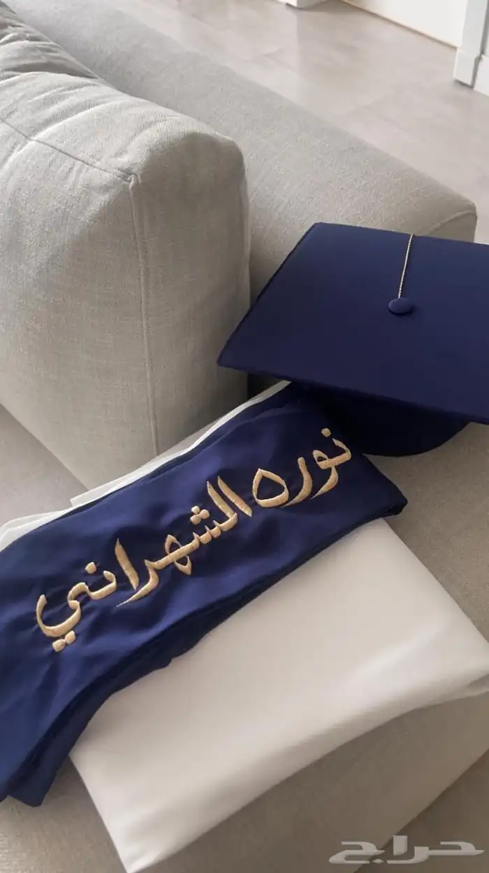 عبايات تخرج جودة عاليه 2