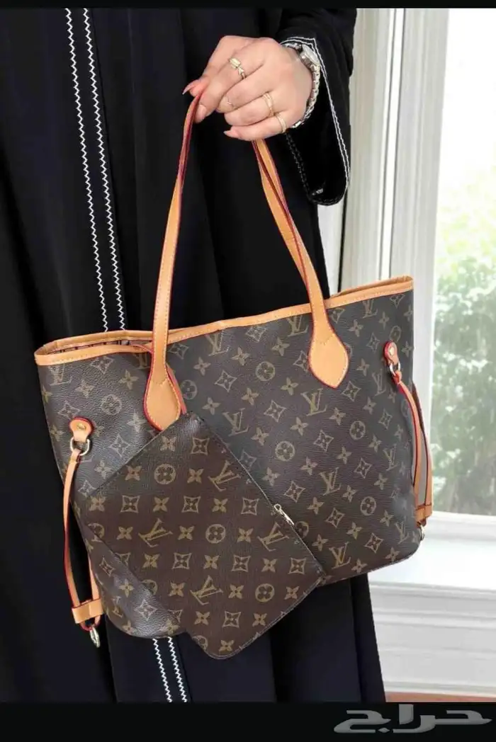 كعب لوبوتان شنط قوتشي الهبه شنط ايرمز 5