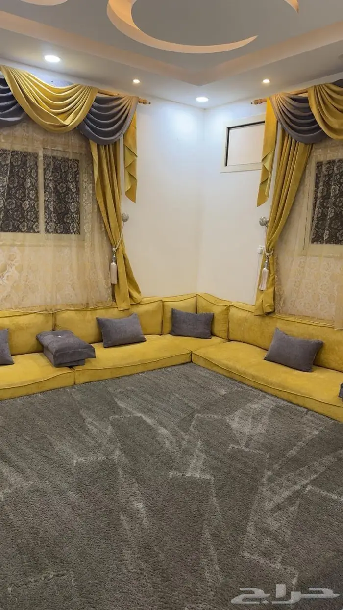 مجلس ارضي للبيع 0