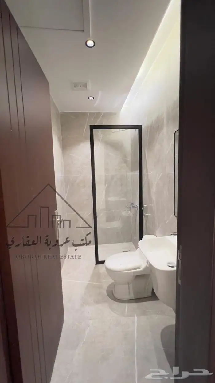 للبيع فيلا روف ارضي تمليك تبوك حي الفلاح ب 680 الف 5