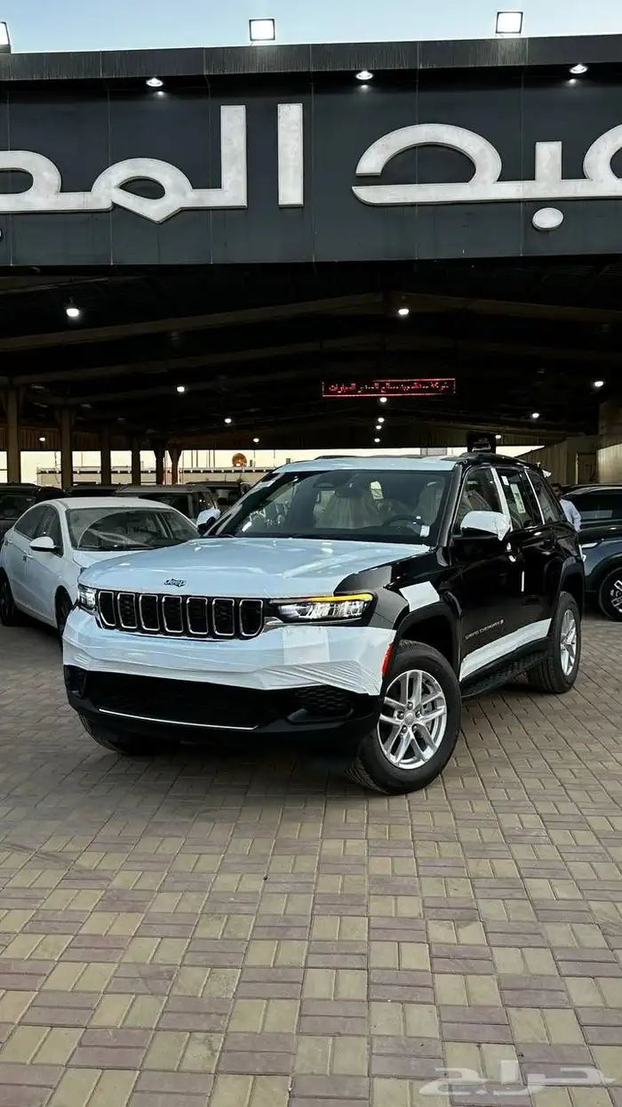 جيب شروكي لاريدو 2025 اقل سعر بالمملكه عرض لفتره محدوده 1