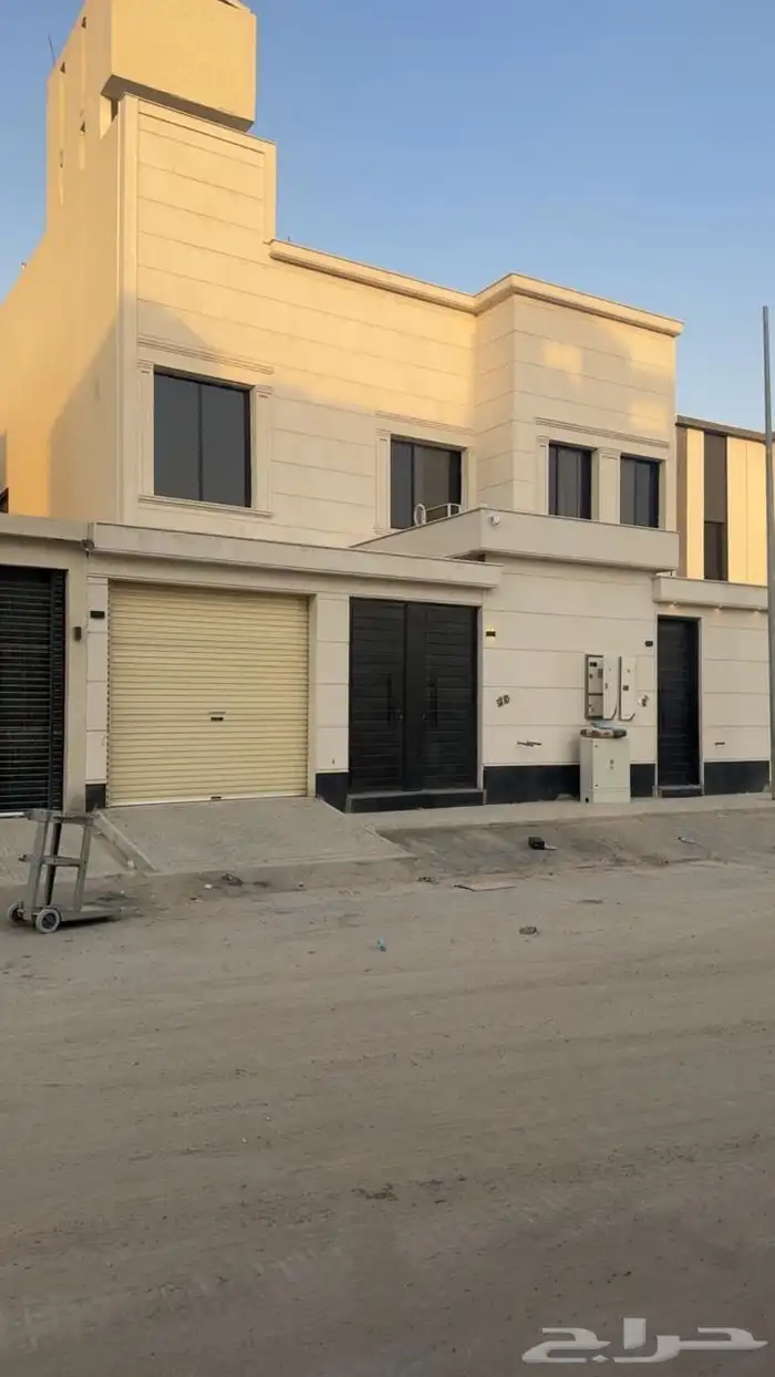 دور علوي في حي بدر للبيع 0