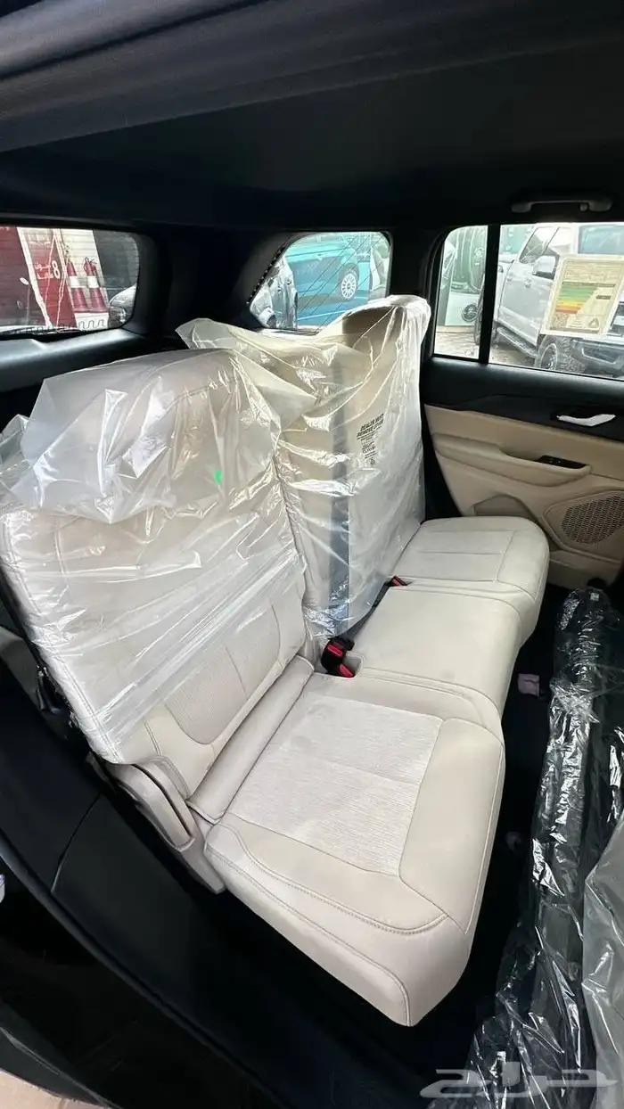 جيب شروكي لاريدو 2025 اقل سعر بالمملكه عرض لفتره محدوده 3