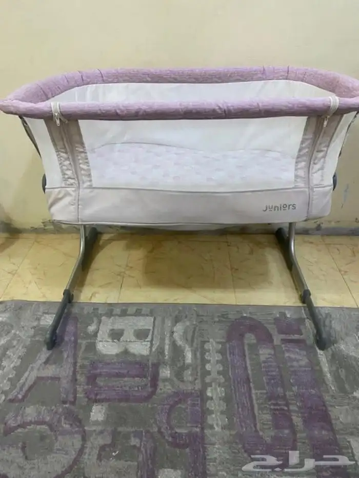 سرير أطفال كارسيت و عربة أطفال 1
