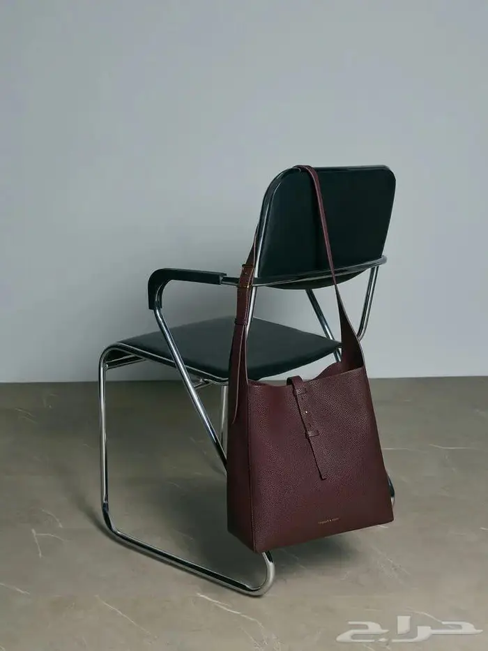 شنطة جديدة ماركة charles   keith 5