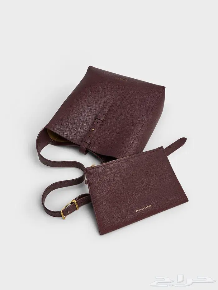 شنطة جديدة ماركة charles   keith 1