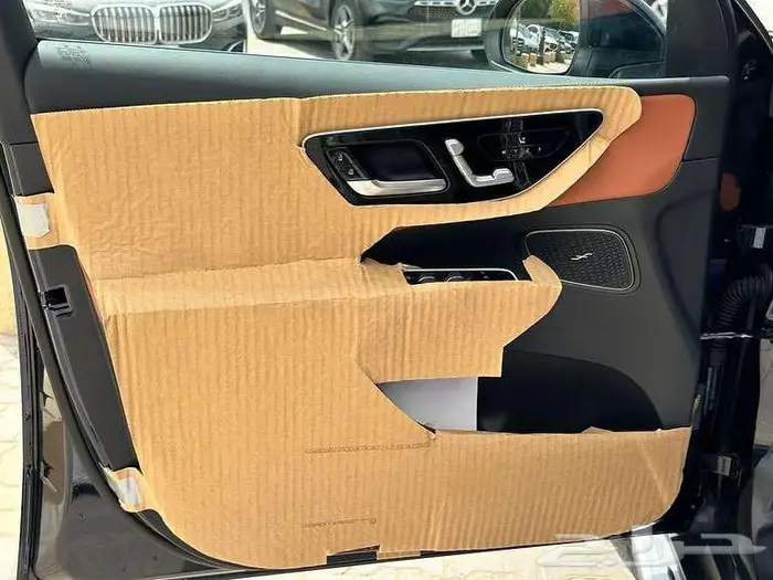 مرسيدس GLC200 SUV جفالي جديد 5