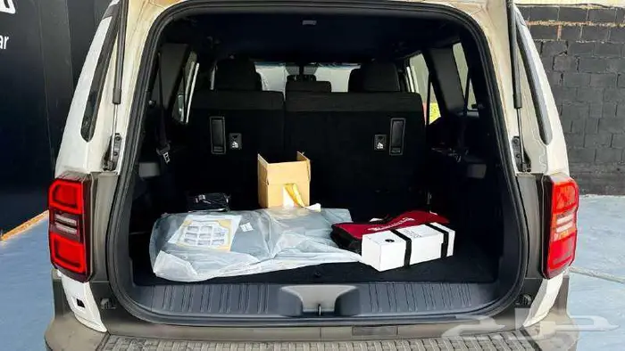 تويوتا برادو TX-1 2024 بنزين بسعر حصري لدى شركة الخضر 9