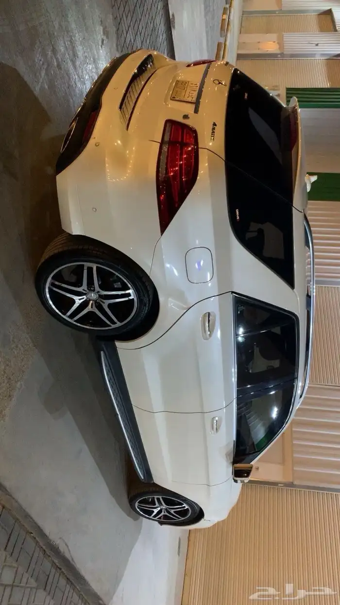 جيب مرسيدس E400 4