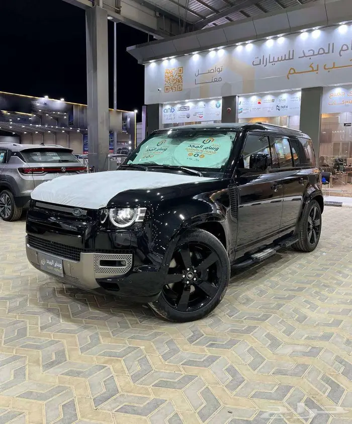 عرض خاص لاند روفر ديفندرHSEفل 2025 بطاقه جمركيه 1