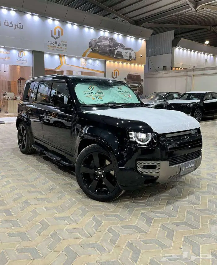 عرض خاص لاند روفر ديفندرHSEفل 2025 بطاقه جمركيه 0