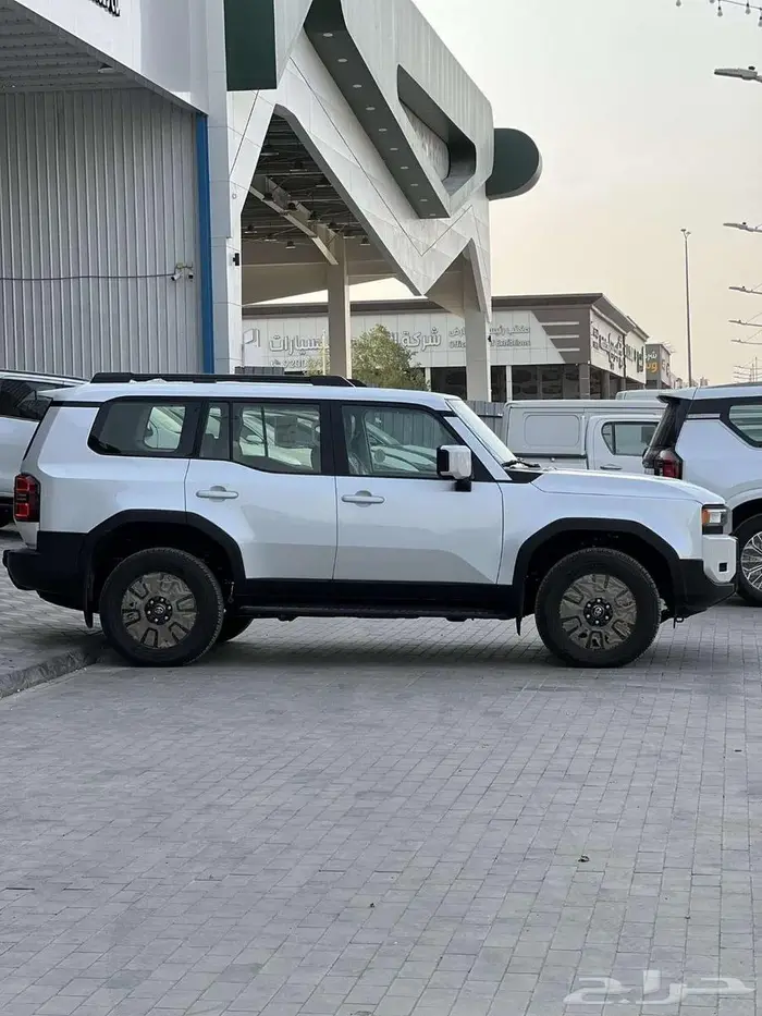 تويوتا برادو TLX2 2025 4
