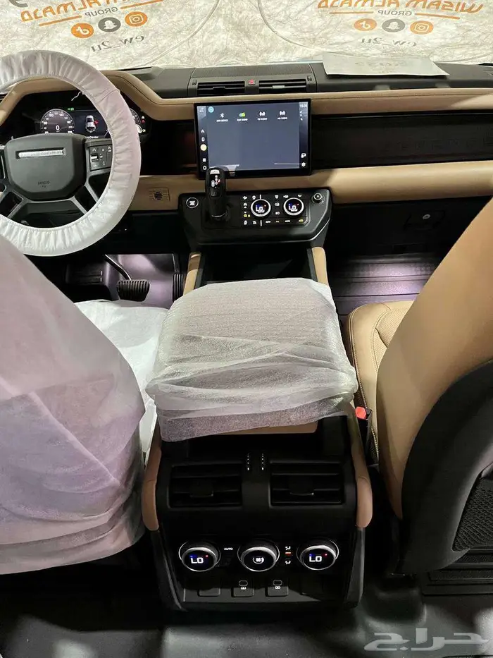 عرض خاص لاند روفر ديفندرHSEفل 2025 بطاقه جمركيه 11