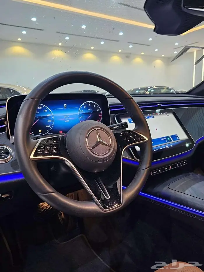مرسيدس E200 فل 2024 4