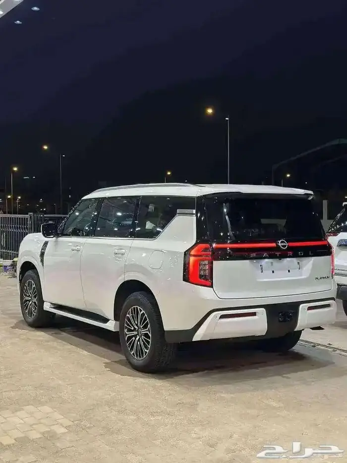 نيسان باترول 3.5 بلاتنيوم V6 تنفس طبيعي موديل 2025 7