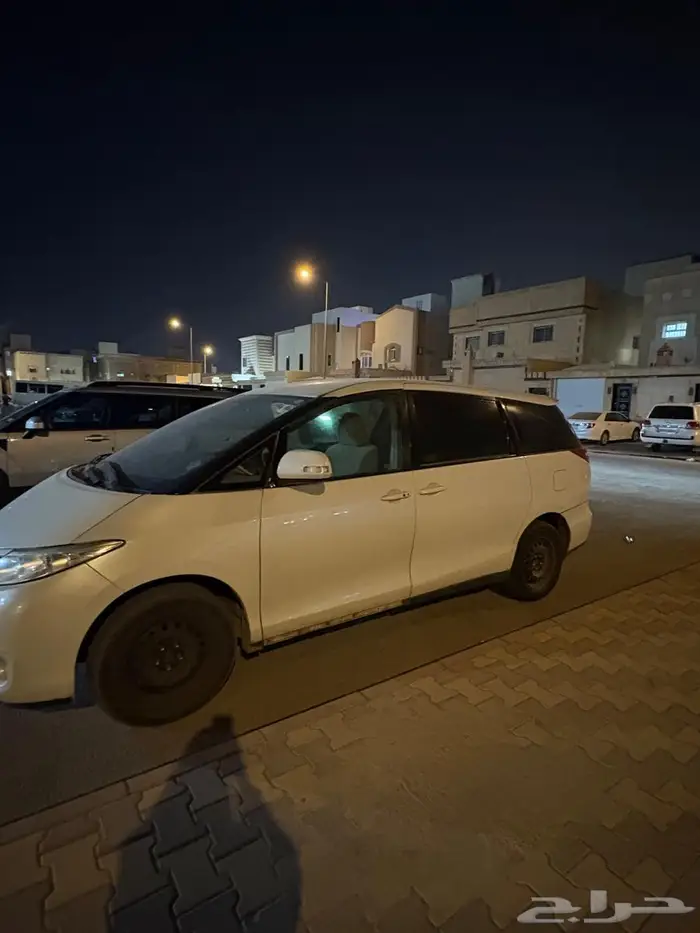 بريفيا 2015 تويوتا 2