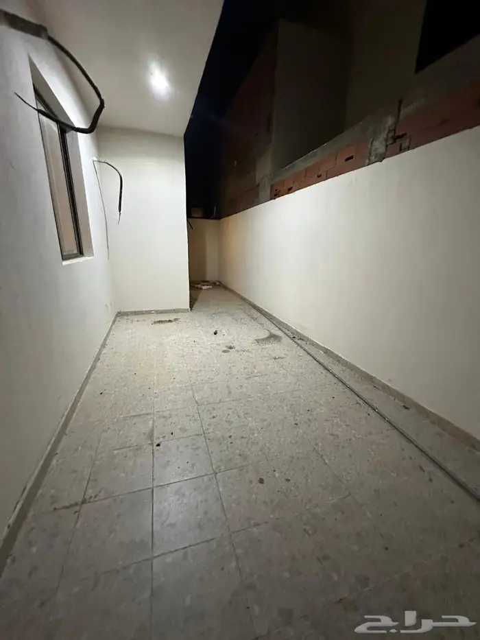 فيلا فاخرة للبيع بحى الصوارى 12