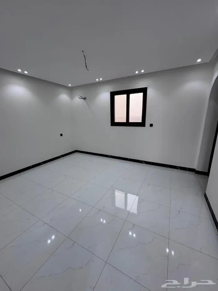 فيلا فاخرة للبيع بالخمرة 31