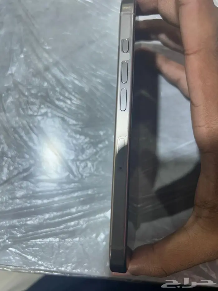 IPHONE PRO ايفون 16 برو تبتانيوم طبيعي 256 جيجا بطارية 99 2