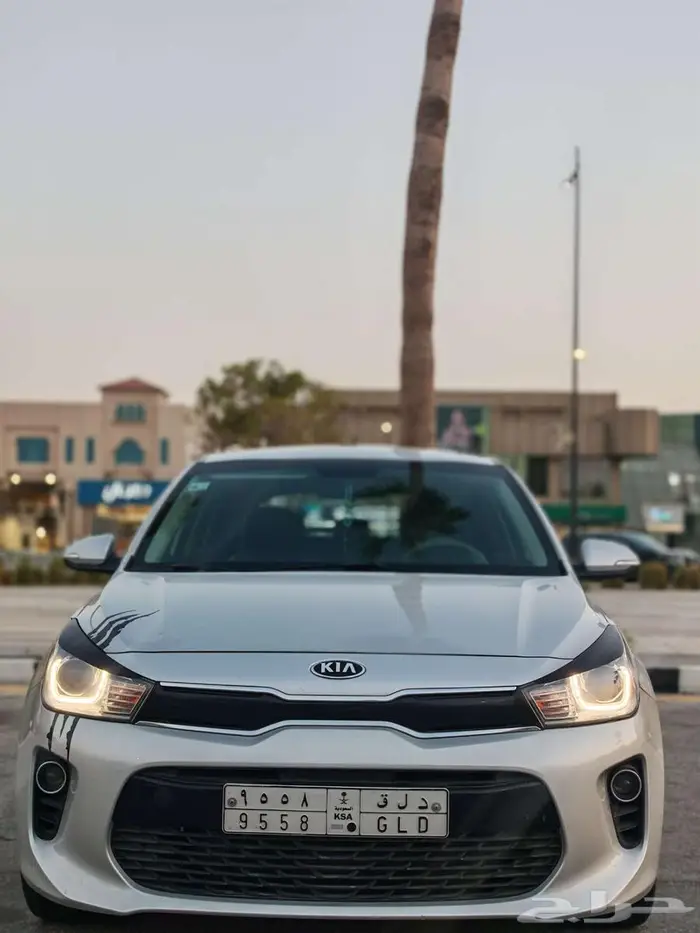 كيا ريو 2020 اعلى فئة فل هاتشباك وكالة 10