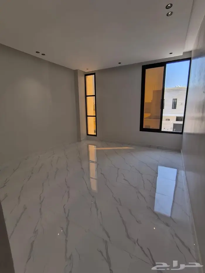 فيلا فاخرة للبيع بمخطط السعيد 14