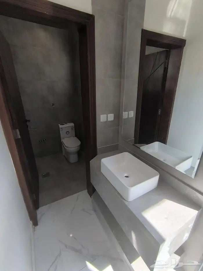 فيلا فاخرة للبيع بمخطط السعيد 3