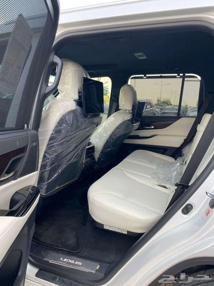 لكزس LX600BB موديل 2025 سعودي عداد 8 الاف كم 11