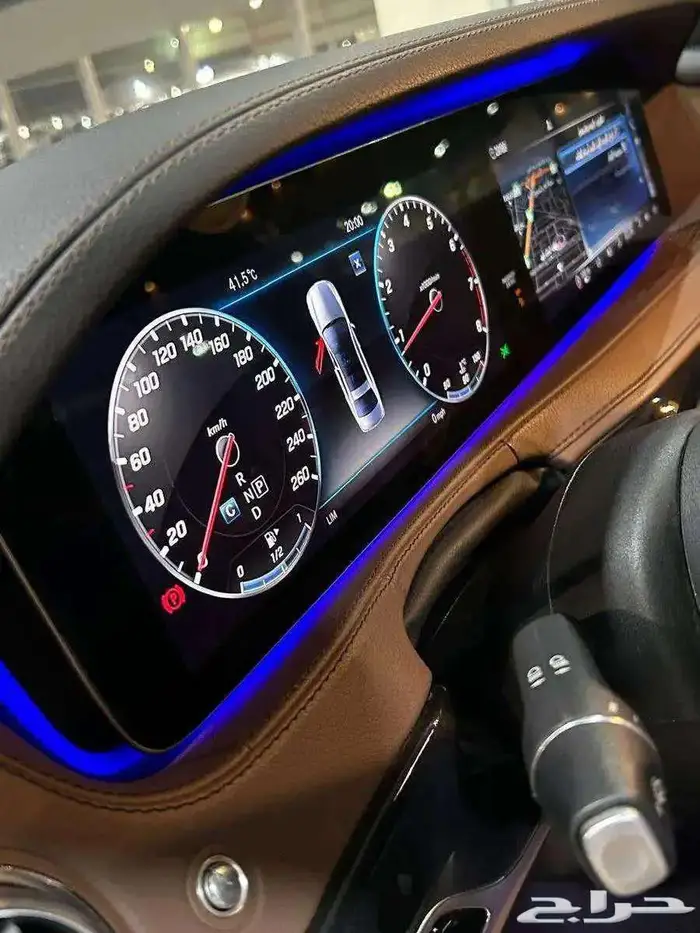 للبيع مرسيدس 2019 S450 عداد قليل مخزززنه كت ( AMG) 39