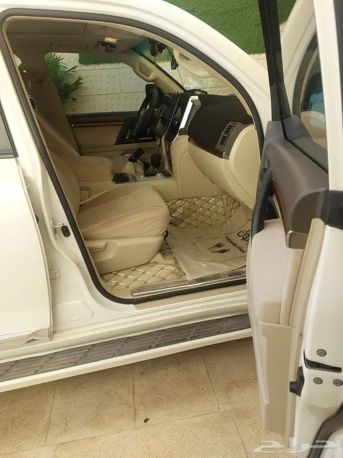 لاندكروزر فل 2018 V8 4