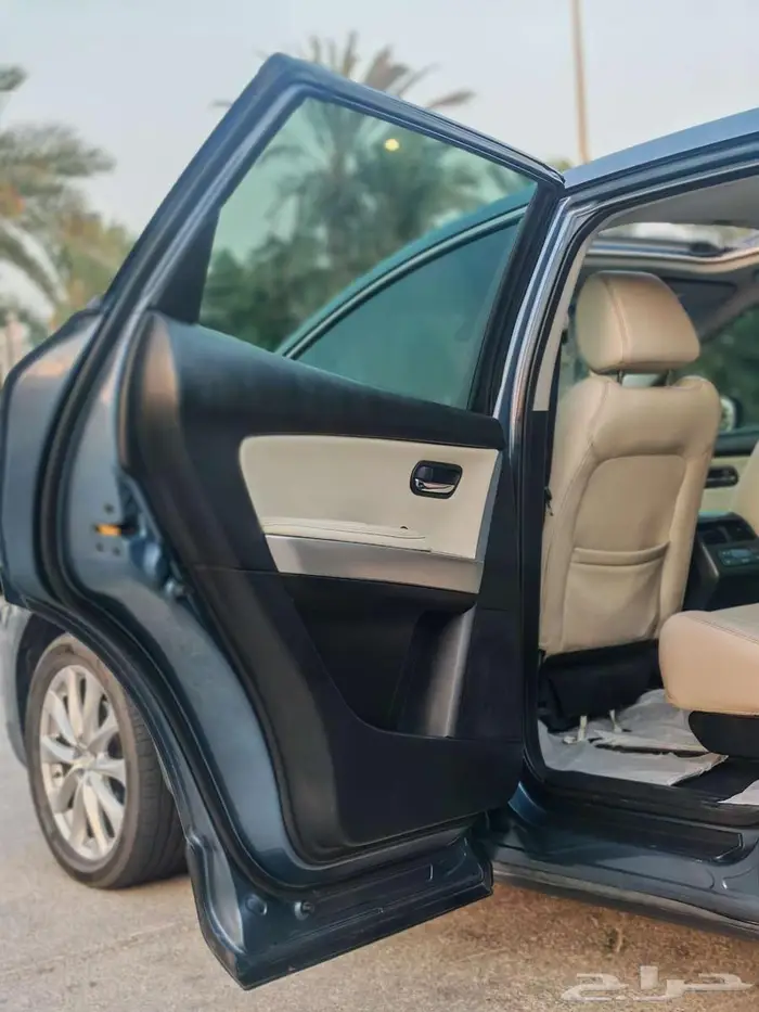 مازدا CX-9 2014 اعلى فئة وكالة 31