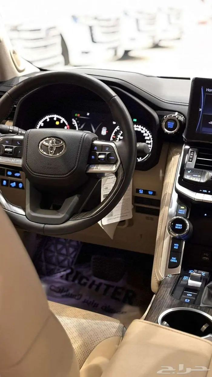 لاندكروزر VXR 2024 مستخدم اخو الجديد على سوم 9