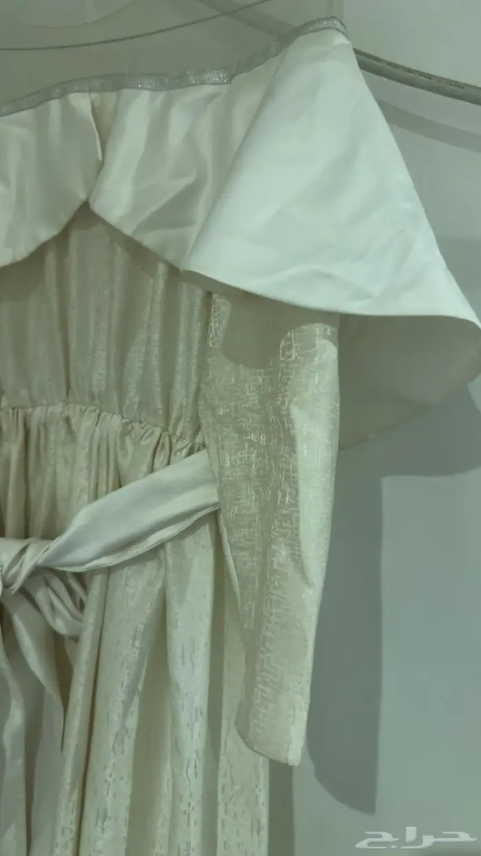 ملابس سهره لبس قليل جدا ومن مصممات 1