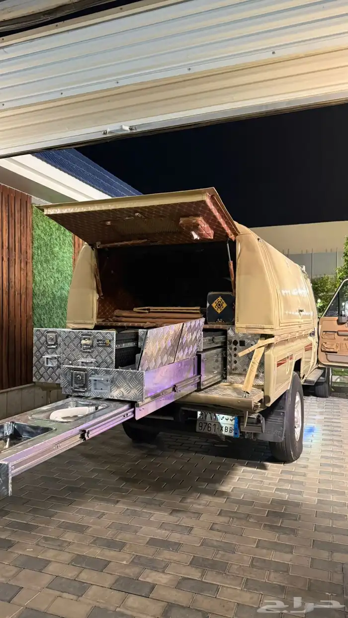 جيب شاص تويوتا 2016 ثالث دفعه بريمي فل كامل 3