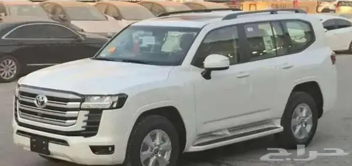 تويوتا لاندكروزر الفئه GXR2 موديل 2025 1