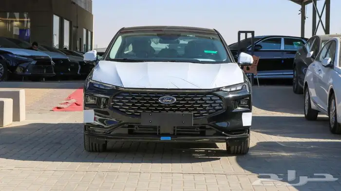 فورد تورس تيتانيوم 2025 كاش او اقصاد ب افضل الاسعار 4