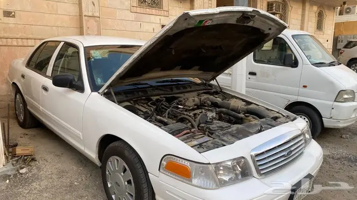 فورد 2011 بوليسي حد 20 الف 1