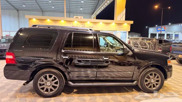 فورد اكسبديشن 2013 6