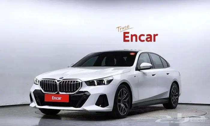 BMW 520 2024 - استيراد من كوريا 0