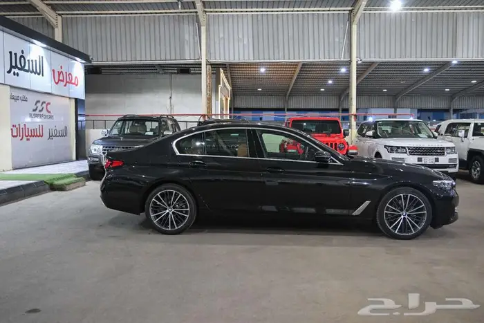 B.M.W 520 2023 3