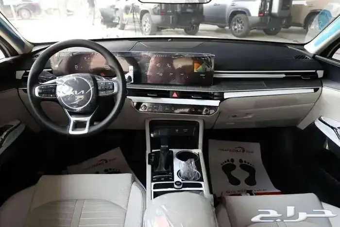 كيا K5 ستاندرد مطور 2026 8