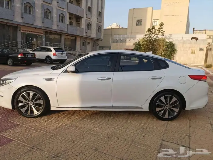 للبيع اوبتيما او K5 ديزل 5
