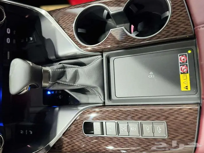 لكزس - LX 600 BB بريمي موديل 2025 اللون ابيض داخلي احمر 19
